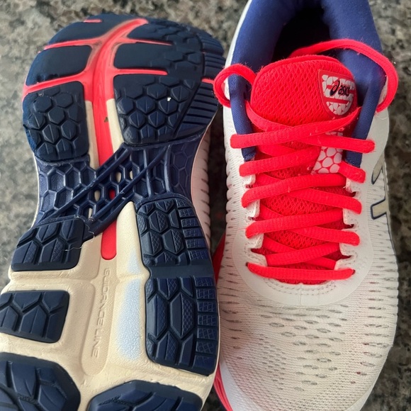 ASICS Women's Running Shoe - White and Pink - Picture 2 of 3